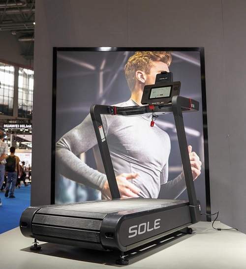 引领风潮 尚体兽鸟携智能新品亮相2021年体博会